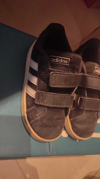 Adidas spor ayakkabı 