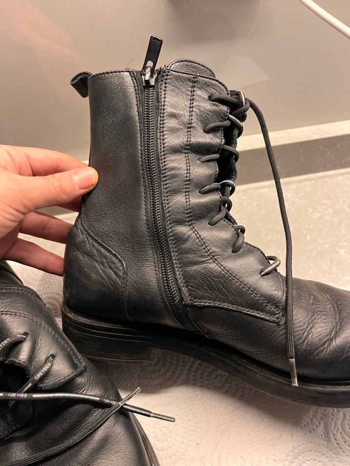 Kadın postal bot - Görsel 4