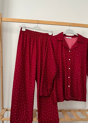 Bordo Puantiyeli Kadın Pijama Takımı - Görsel 4