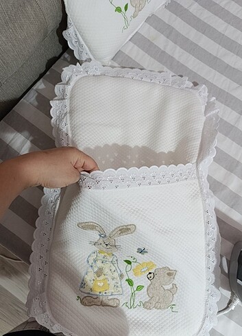 Beden beyaz Renk Kundak temiz