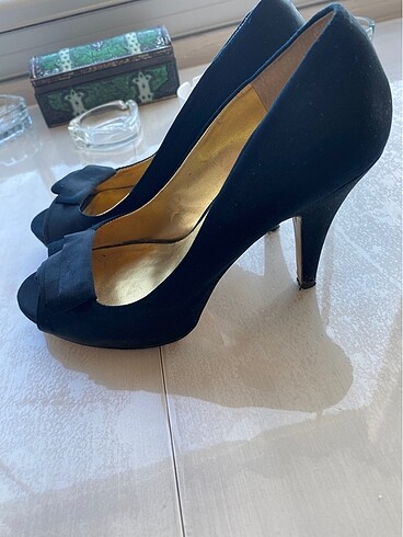 Nine West Nine west