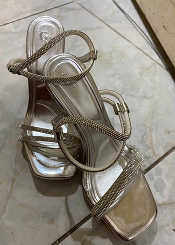 Renkli Yılan Desenli Stiletto Kadın Ayakkabı - Görsel 3