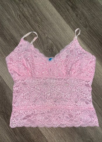 Dantel Detaylı Pembe Askılı Bluz