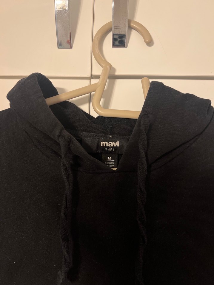 Kadın Siyah Kapüşonlu Sweatshirt Uzun Kollu - Görsel 2