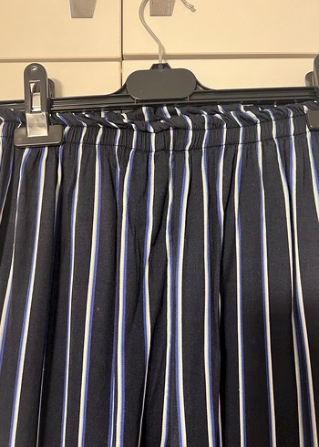 Çizgili günlük kullanım saten kumaş pantolon - Görsel 3