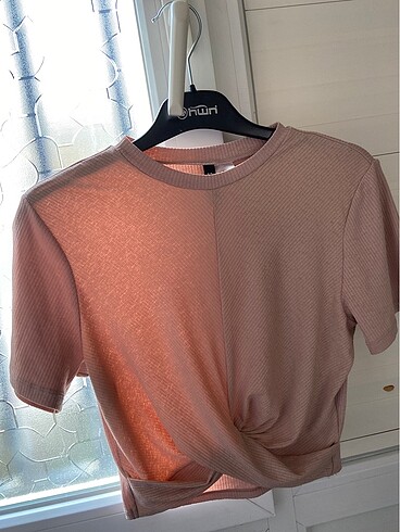 H&M crop