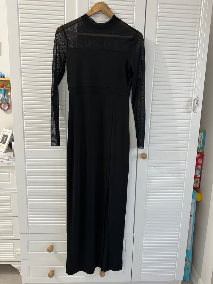 Uzun Siyah Transparan Kollu Straplez Elbise - Görsel 3