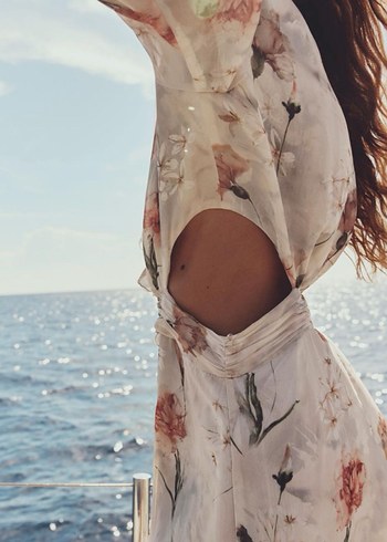 xs Beden beyaz Renk Zara kesik detaylı şifon elbise