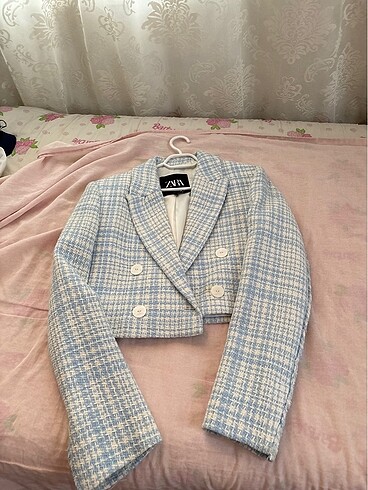 Zara Zara crop blazer