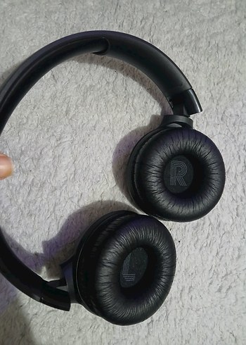 JBL Tune 520BT Kablosuz Siyah Kulaklık - Görsel 3