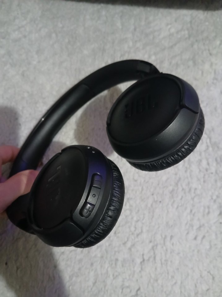 JBL Tune 520BT Kablosuz Siyah Kulaklık - Görsel 4