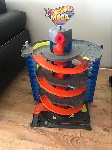 Beden Renk Hot Wheels Mega Garaj