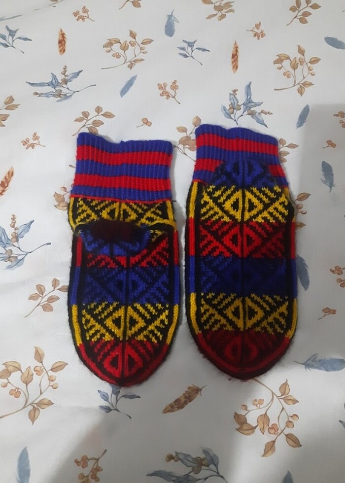 EL EMEGİ KIŞLIK EL ÖRGÜSÜ PATİK  - Görsel 2