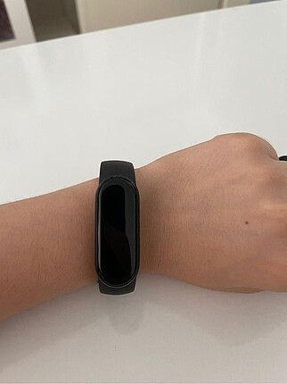 Mi band 5 akıllı bileklik