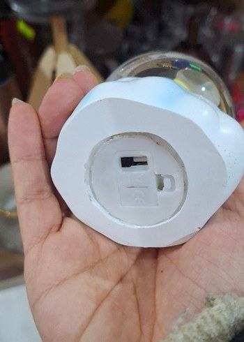 Renkli Sarı Figürlü Kar Küresi - Görsel 3