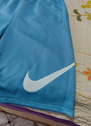 Nike şort