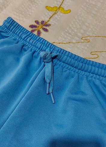 l Beden Nike şort