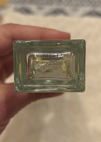 Elizabeth Arden 5th Avenue NYC Kadın Parfümü - Görsel 4