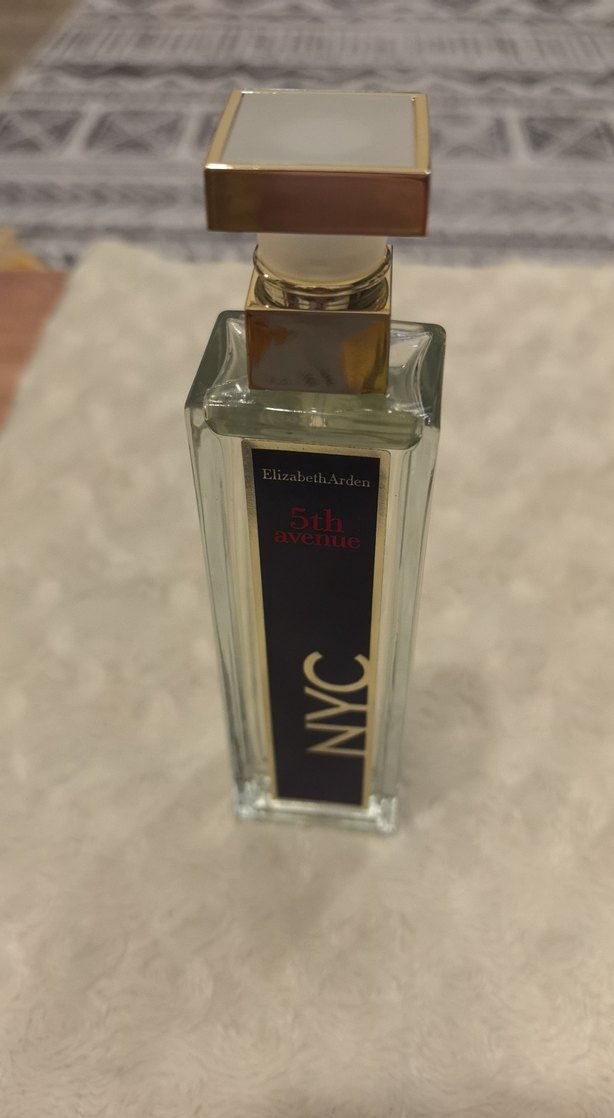 Elizabeth Arden 5th Avenue NYC Kadın Parfümü - Görsel 5