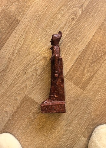 Parlak Kahverengi Granit Heykel - Görsel 3