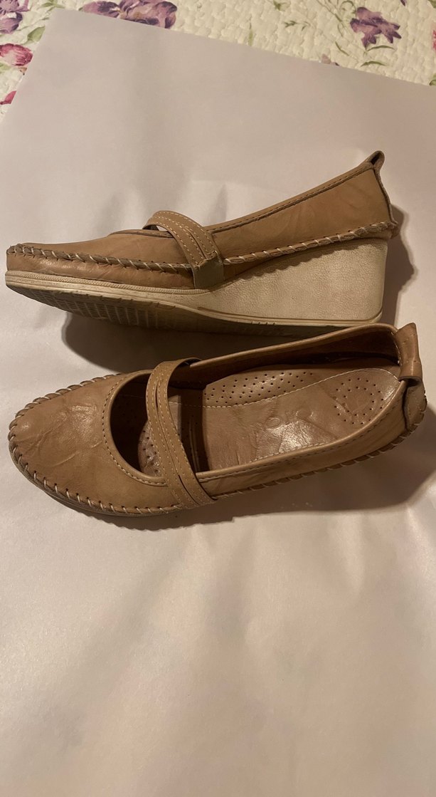 Bej Deri Dolgu Topuklu Kadın Babet - Görsel 2