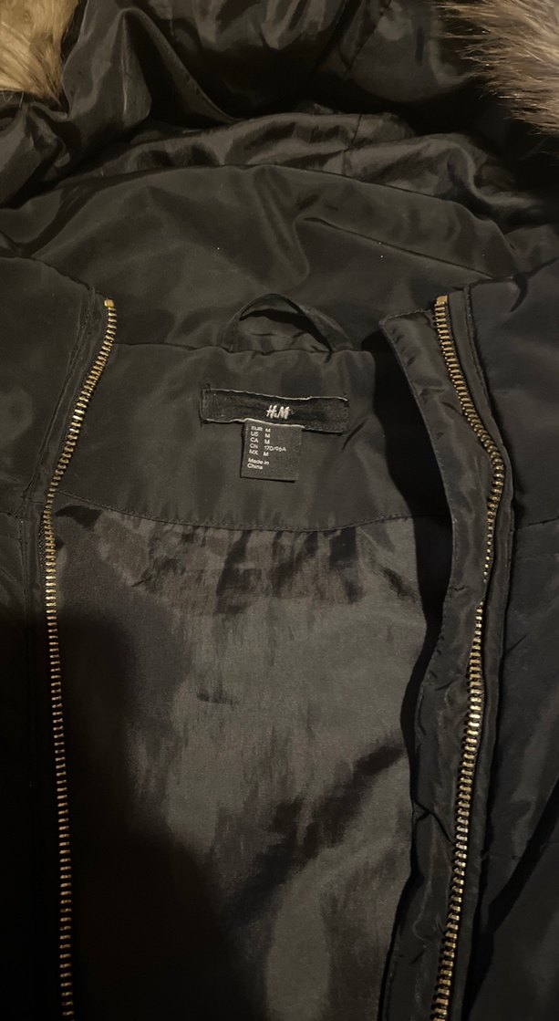 Siyah Kürklü Kadın Kışlık Mont - Görsel 3