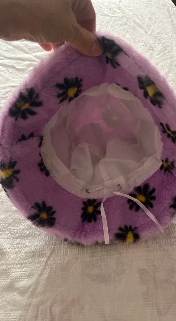 Mor Çiçek Desenli Kadın Peluş Şapka - Görsel 2