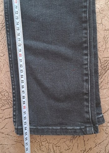 32 Beden gri Renk wrangler jean