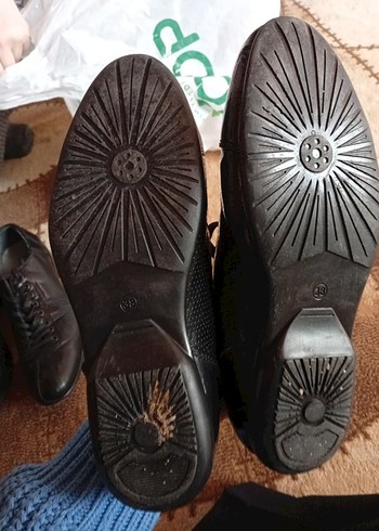 Siyah Parlak Yılan Desenli Bağcıklı Klasik kadın Ayakkabı - Görsel 4