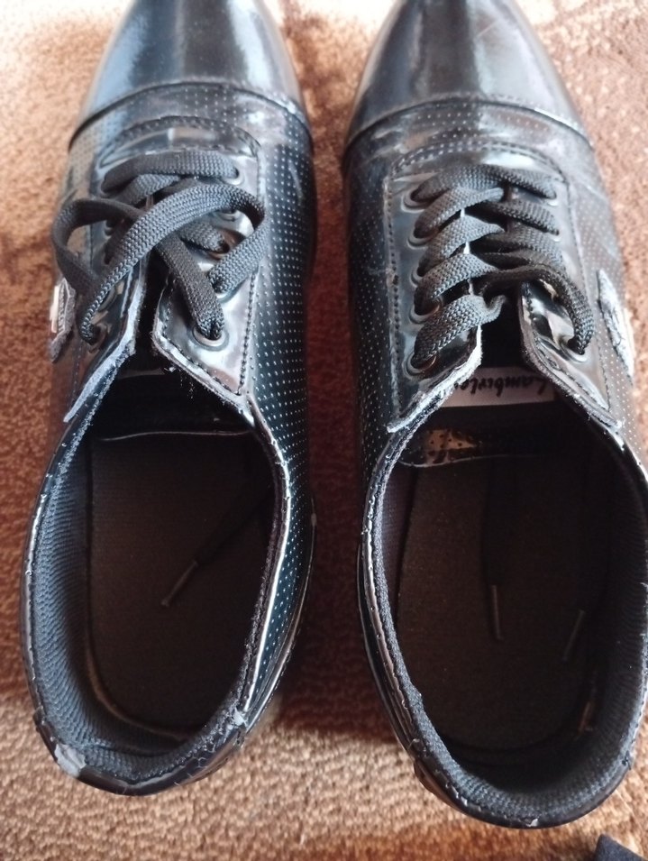 Siyah Parlak Yılan Desenli Bağcıklı Klasik kadın Ayakkabı - Görsel 3