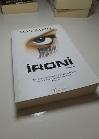 Beden Ironi - Max Barry Roman