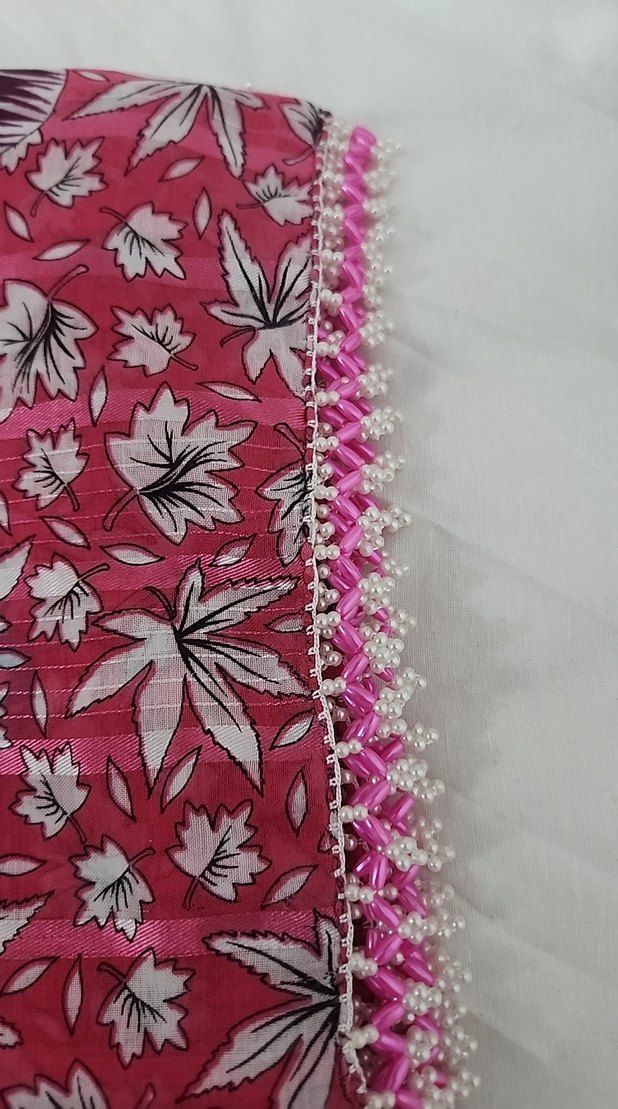 Pembe Çiçek Desenli Kadın tülbent boncuklu - Görsel 2