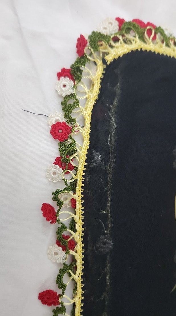 El işlemeli tülbent - Görsel 2