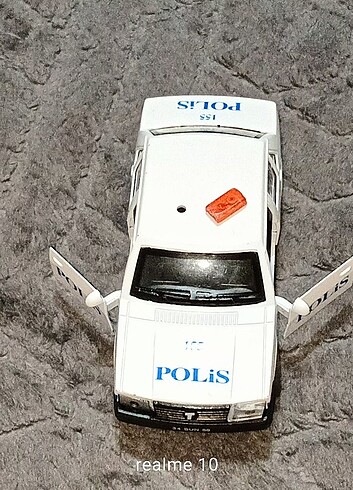  Polis arabası