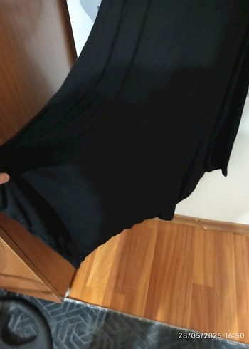 Zara Siyah V Yaka Uzun Gotik Elbise