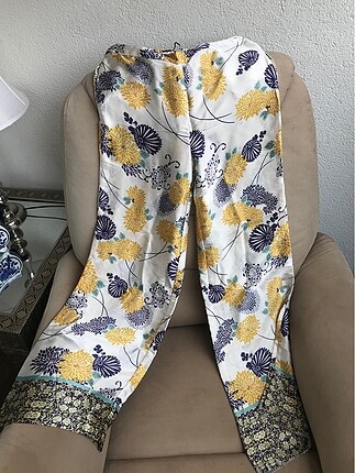 Zara nin beli lastikli harika ipek pantolonu ????