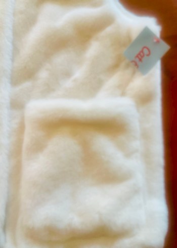 Cat & Jack Kız Çocuk Beyaz Kürk Detaylı Yelek - Görsel 3