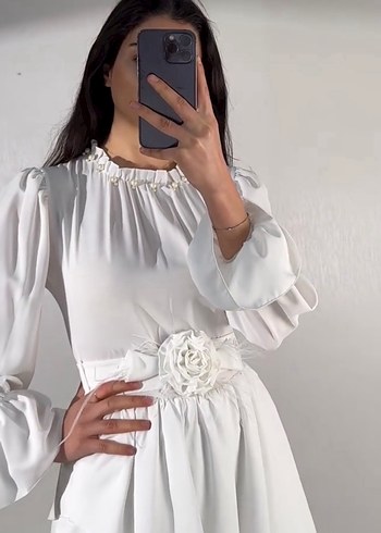 Diğer Uzun Beyaz Kadın Elbise Fırfırlı Modern
