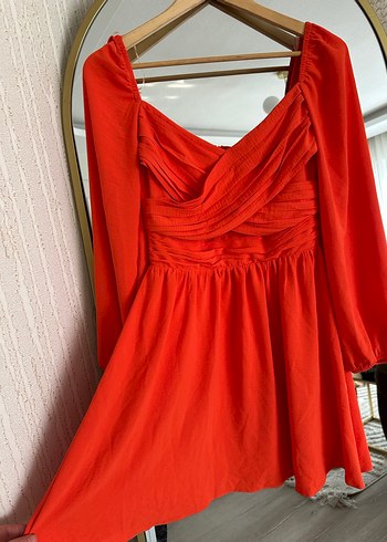 Turuncu elbise - Görsel 3