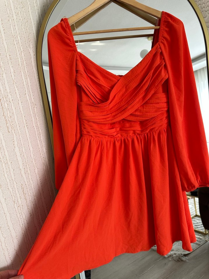 Turuncu elbise - Görsel 3