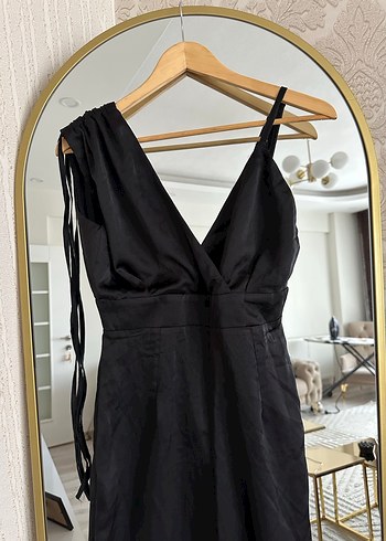 Siyah tulum - Görsel 4