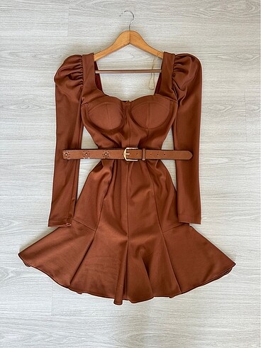 Kahve rengi elbise - Görsel 8