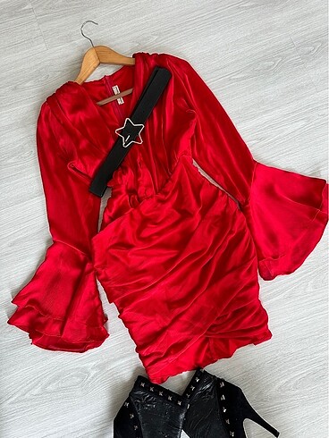 Saten elbise - Görsel 5