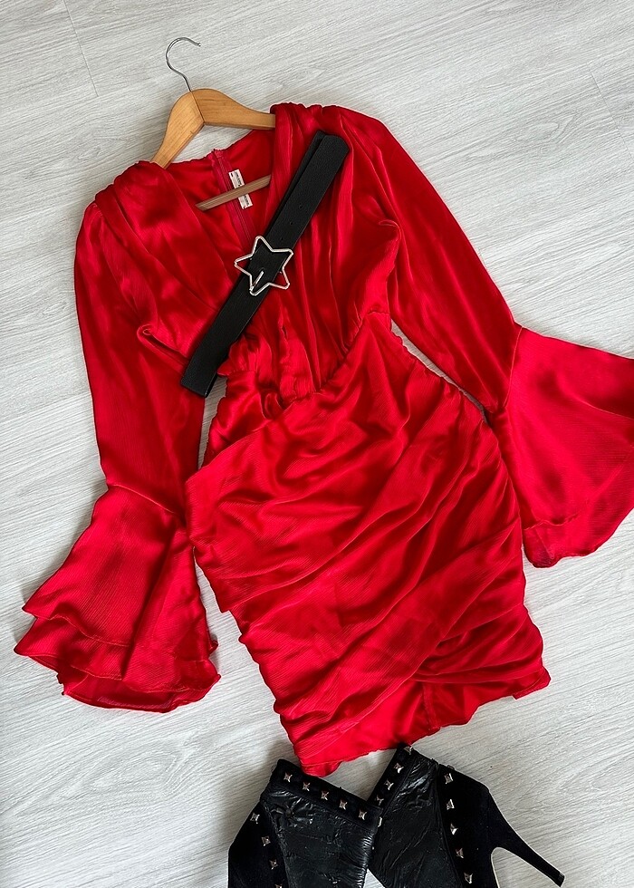 Saten elbise - Görsel 4