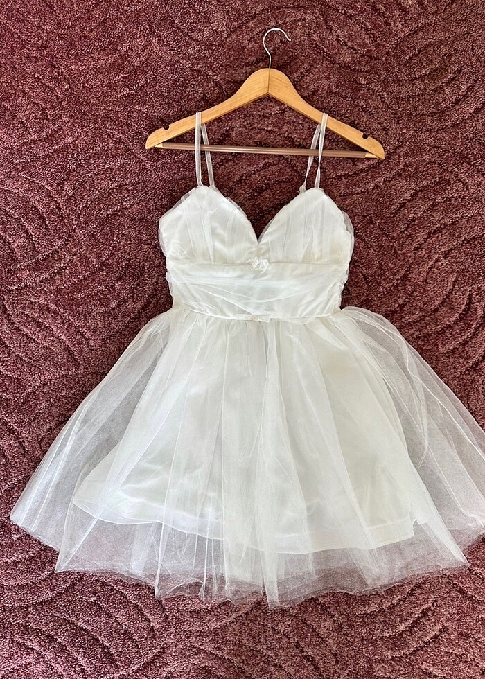 Beyaz elbise - Görsel 2