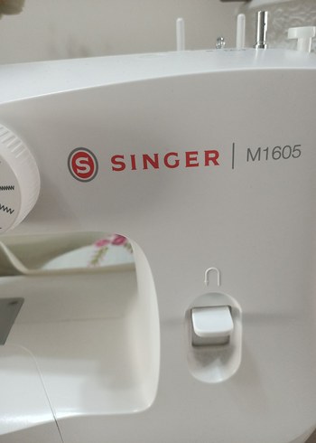 Beyaz Singer Dikiş Makinesi - Görsel 4