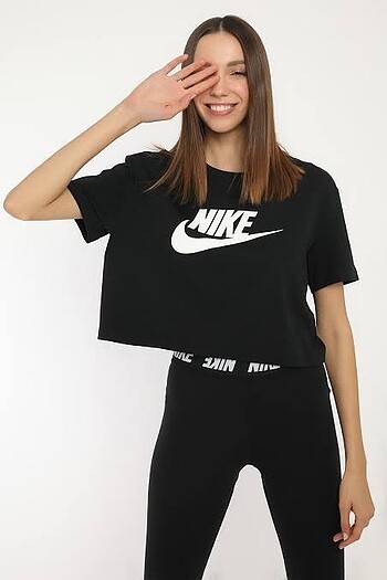 s Beden Nike siyah tshirt