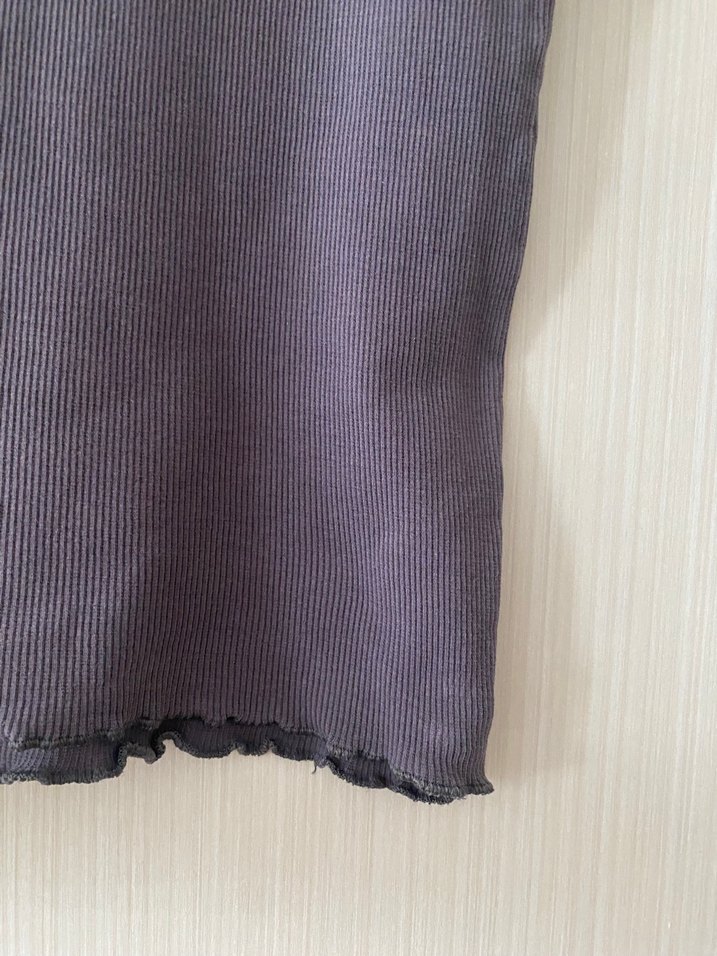 Dantelli Gri Denim V Yaka Kolsuz Kadın Üst - Görsel 4