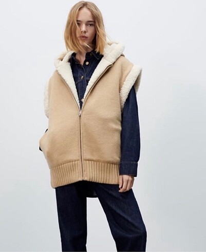 Zara S beden içi suni kürklü kapüşonlu yelek