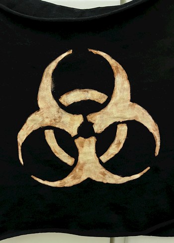 Diğer biohazard crop tişört